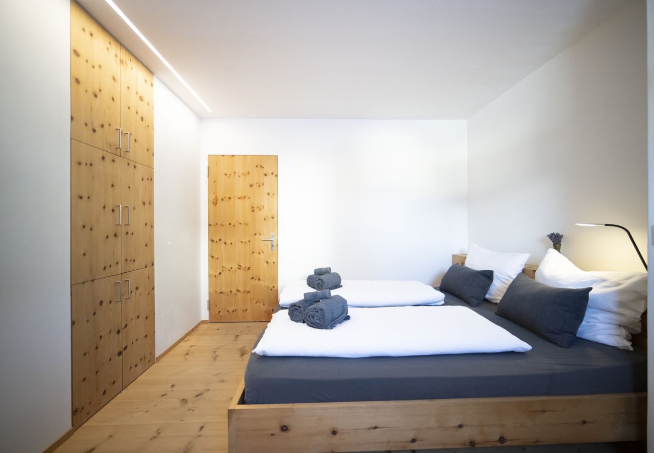 Ferienwohnung in Sent - Chasa Vital - Hochwertige Ferienwohnung mit elegantem Ambiente in Sent