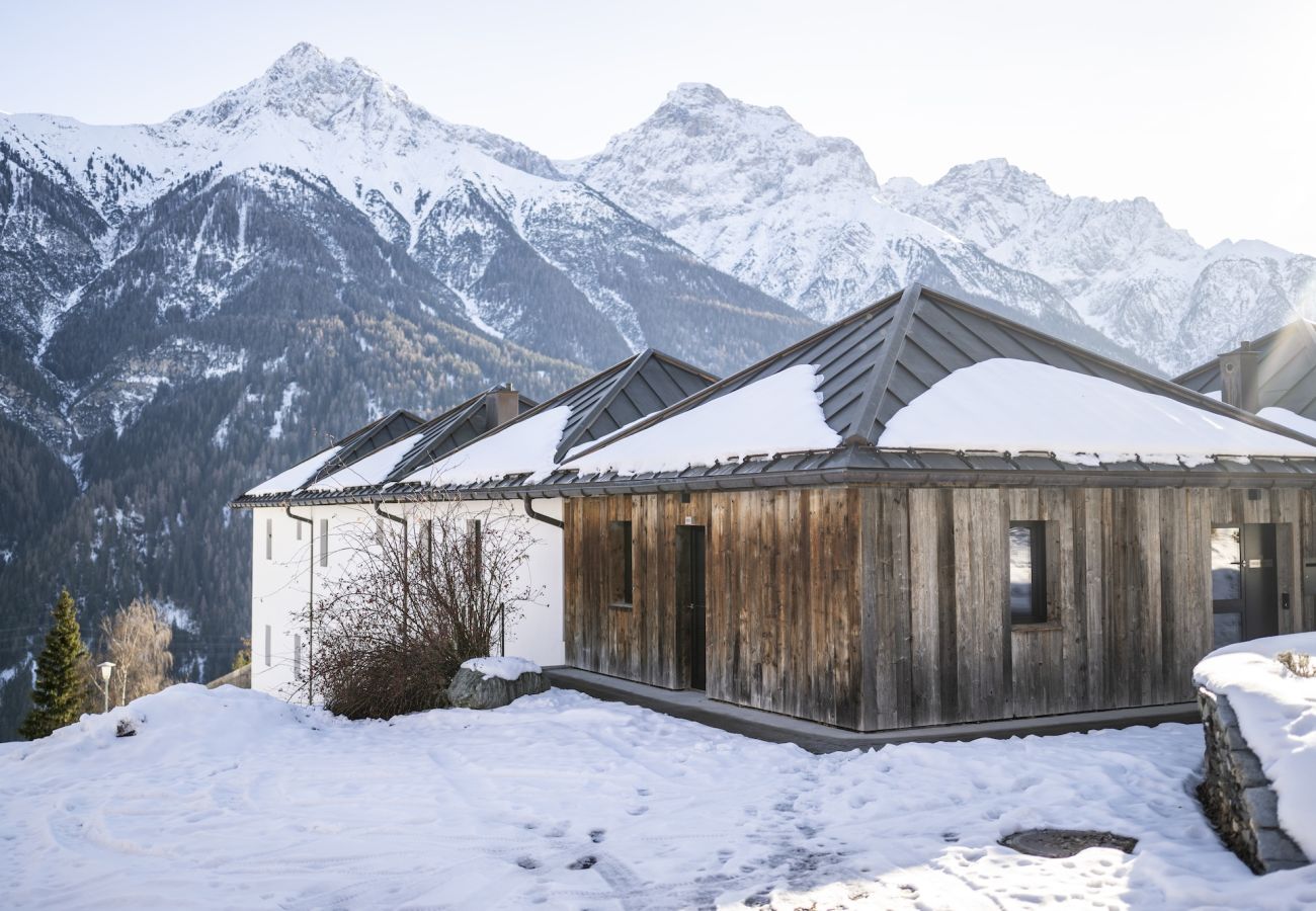 Ferienwohnung in Sent - Chasa Vital - Hochwertige Ferienwohnung mit elegantem Ambiente in Sent