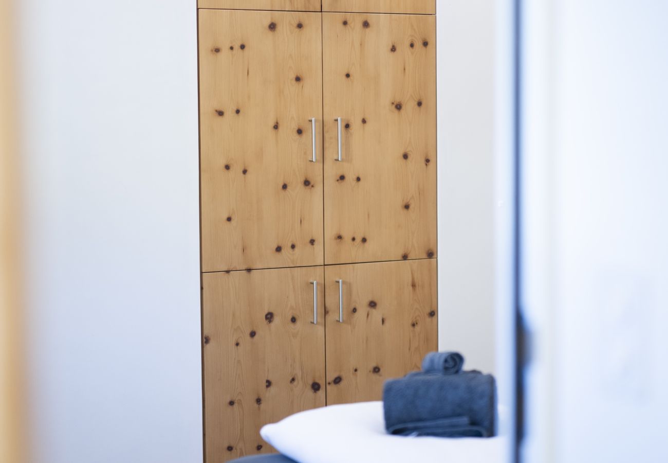 Ferienwohnung in Sent - Chasa Vital - Hochwertige Ferienwohnung mit elegantem Ambiente in Sent