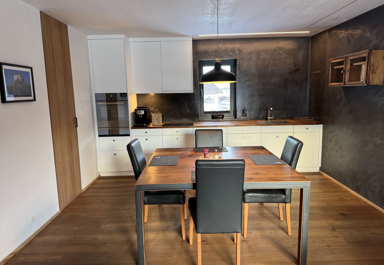 Ferienwohnung in Sent - Chasa Vital - Hochwertige Ferienwohnung mit elegantem Ambiente in Sent