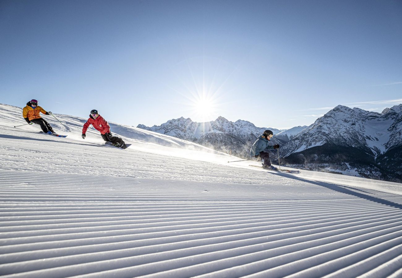 Ferienwohnung in Scuol - Plavna Apartment 2B: Moderne 2 ½-Zimmerwohunung zentral und mit Panoramablick