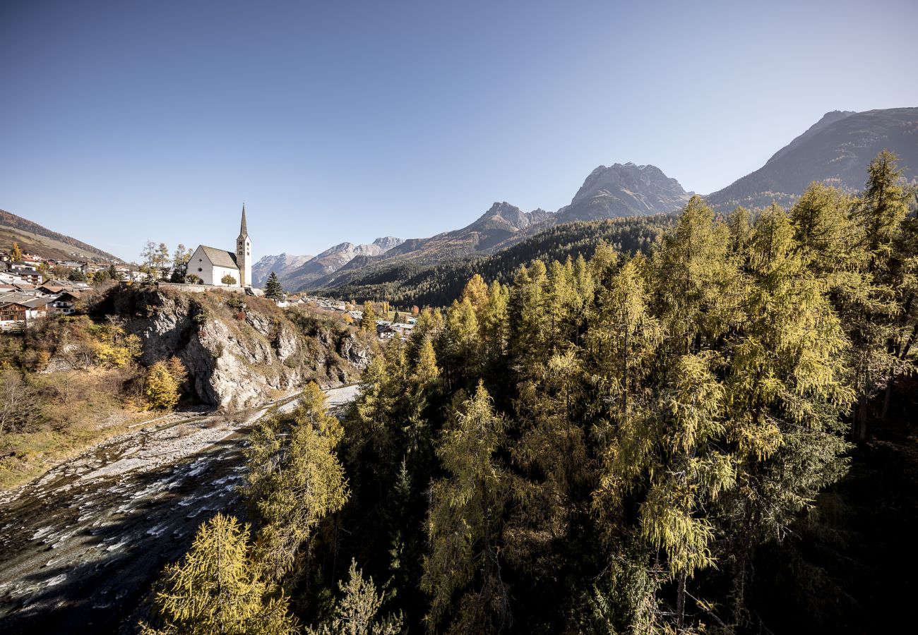 Ferienwohnung in Scuol - Plavna Apartment 2B: Moderne 2 ½-Zimmerwohnung zentral und mit Panoramablick (Südausrichtung)