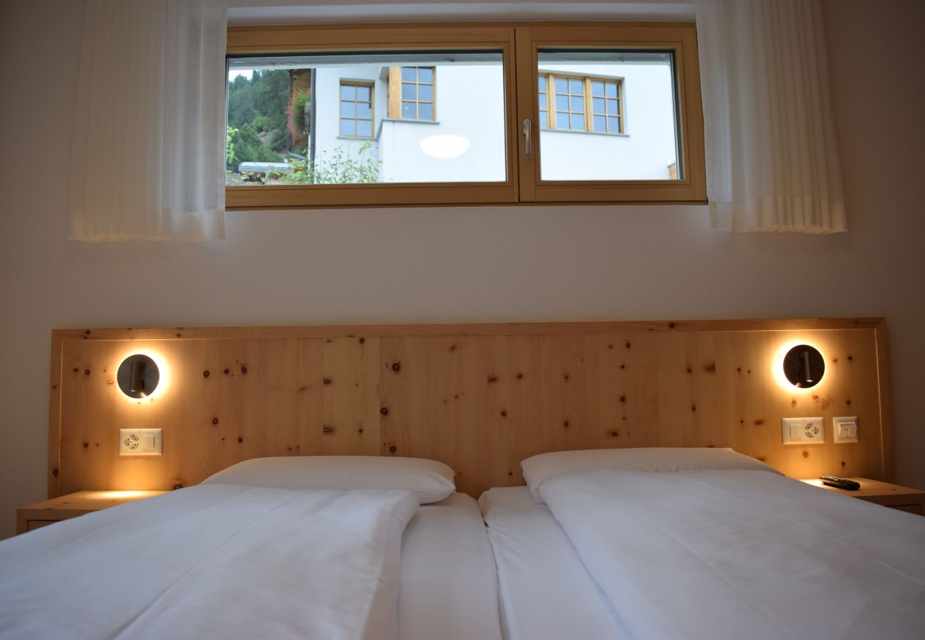 Ferienwohnung in Müstair - Chasa Helvetia ÜN: Neu gebaute 3,5 Zimmer Ferienwohnung mit exklusivem Hotelservice