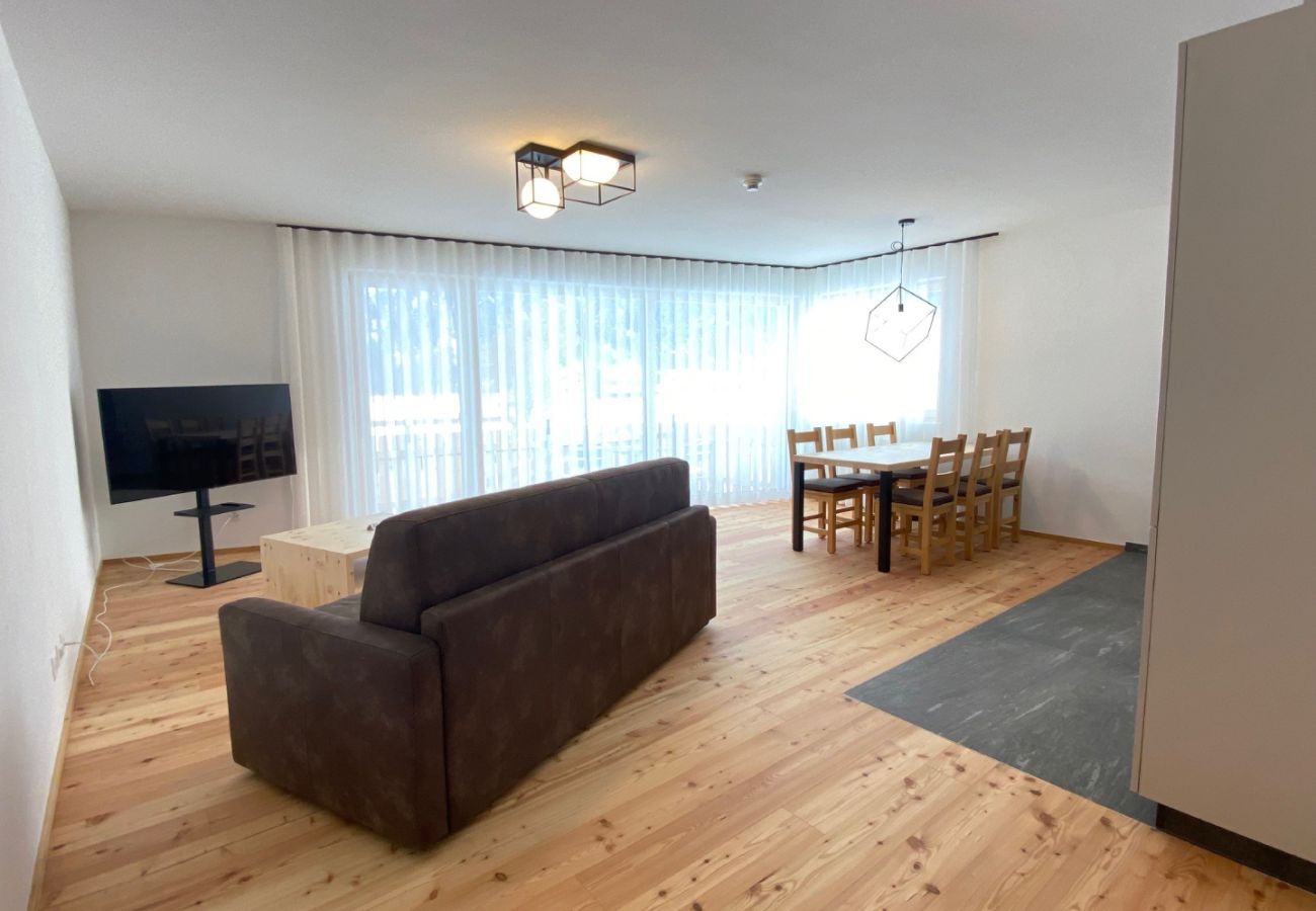 Ferienwohnung in Müstair - Chasa Helvetia ÜN: Neu gebaute 3,5 Zimmer Ferienwohnung mit exklusivem Hotelservice