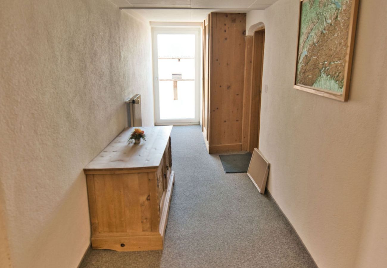 Ferienhaus in Tschlin - Chasa Macun – Grosszügiges Ferienhaus mit professioneller Küche im Bergdorf Tschlin