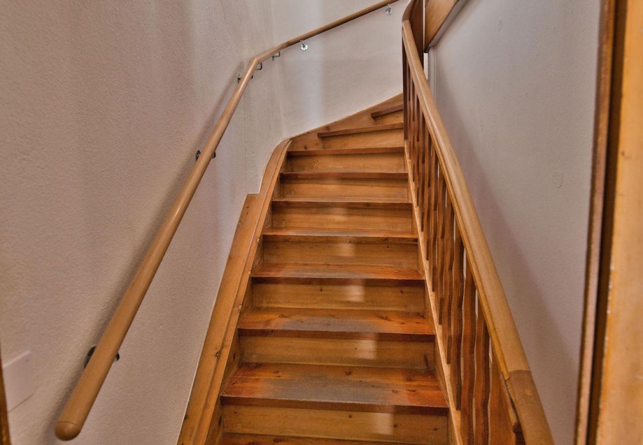 Ferienhaus in Tschlin - Chasa Macun – Grosszügiges Ferienhaus mit professioneller Küche im Bergdorf Tschlin