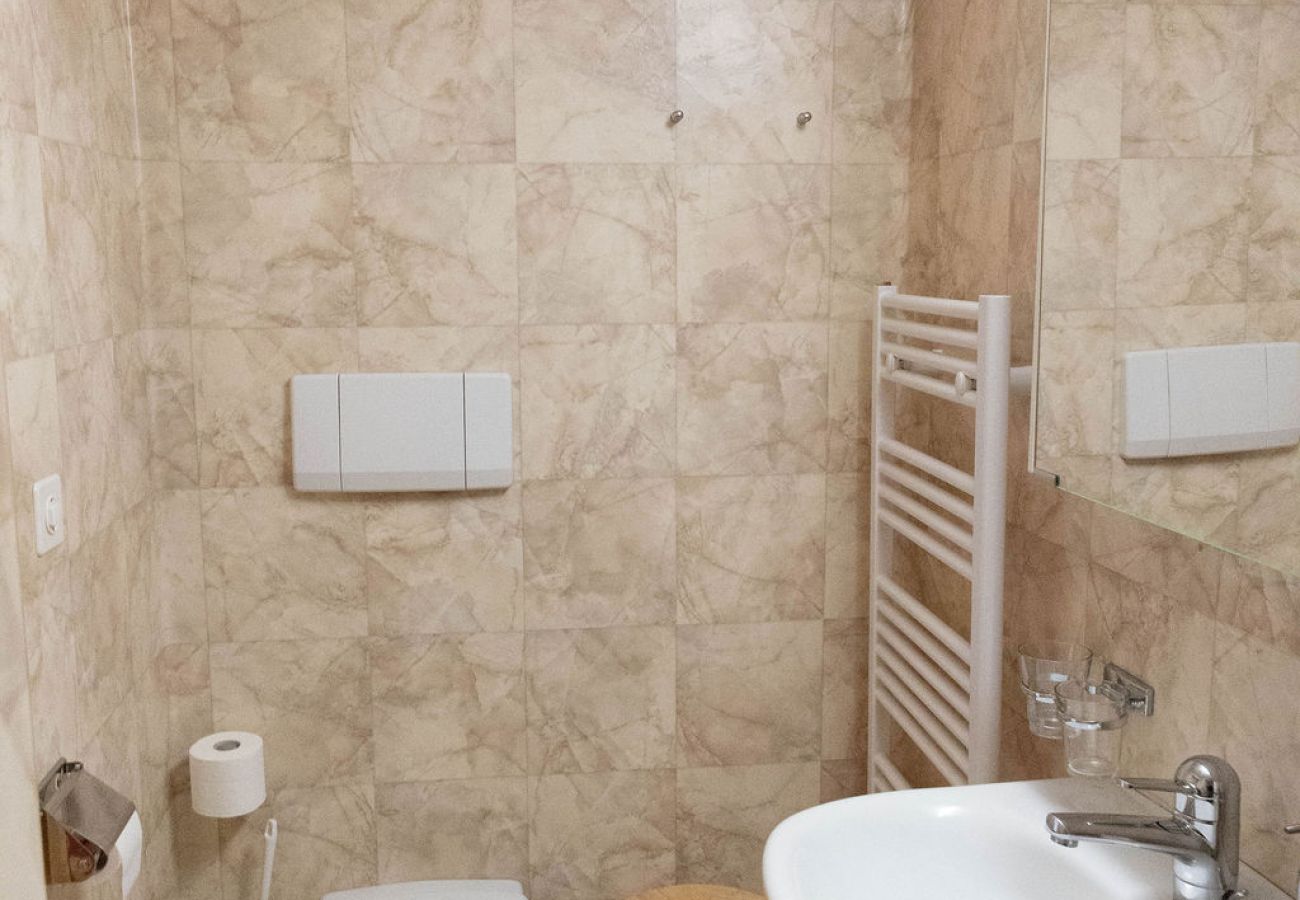 Ferienhaus in Tschlin - Chasa Macun – Grosszügiges Ferienhaus mit professioneller Küche im Bergdorf Tschlin