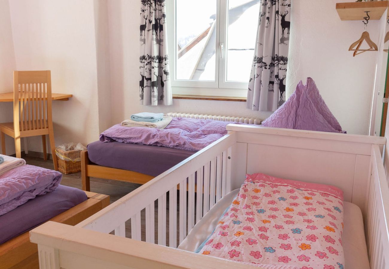 Ferienhaus in Tschlin - Chasa Macun – Grosszügiges Ferienhaus mit professioneller Küche im Bergdorf Tschlin