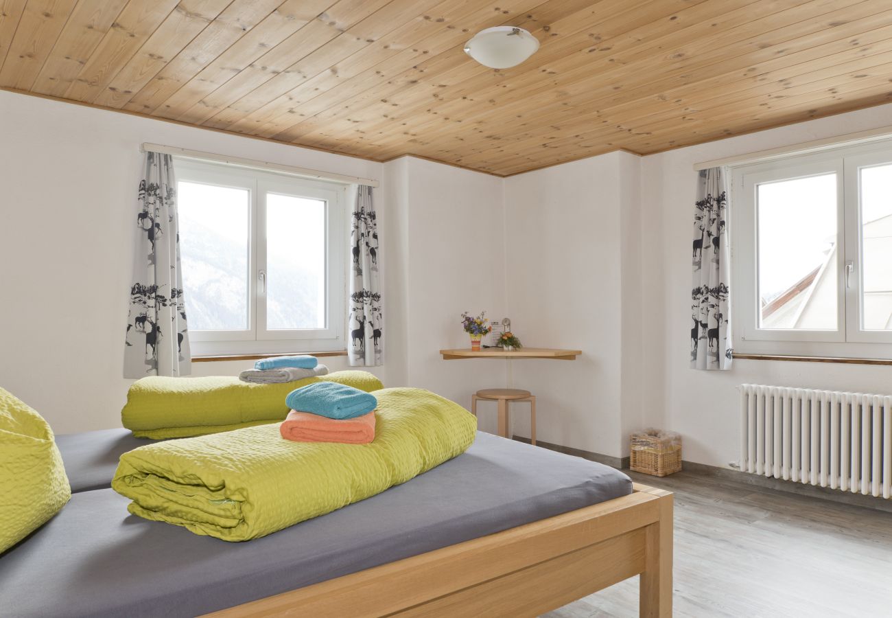 Ferienhaus in Tschlin - Chasa Macun – Grosszügiges Ferienhaus mit professioneller Küche im Bergdorf Tschlin