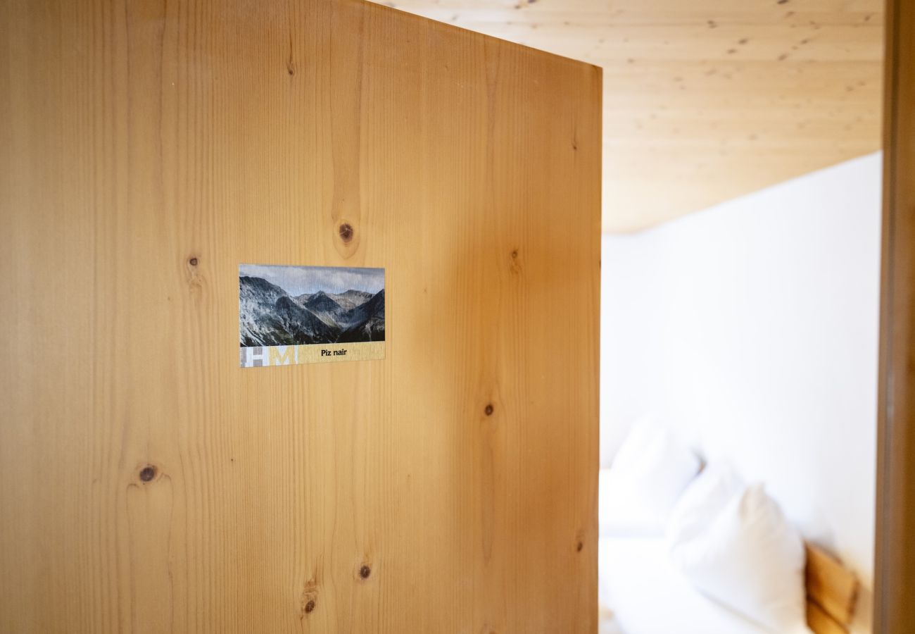 Ferienhaus in Tschlin - Chasa Macun – Grosszügiges Ferienhaus mit professioneller Küche im Bergdorf Tschlin