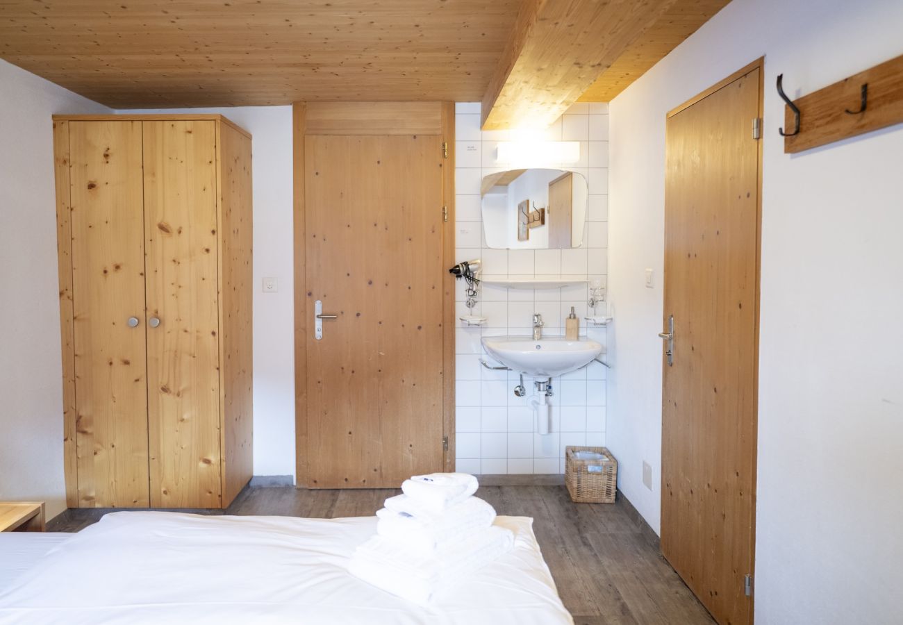 Ferienhaus in Tschlin - Chasa Macun – Grosszügiges Ferienhaus mit professioneller Küche im Bergdorf Tschlin