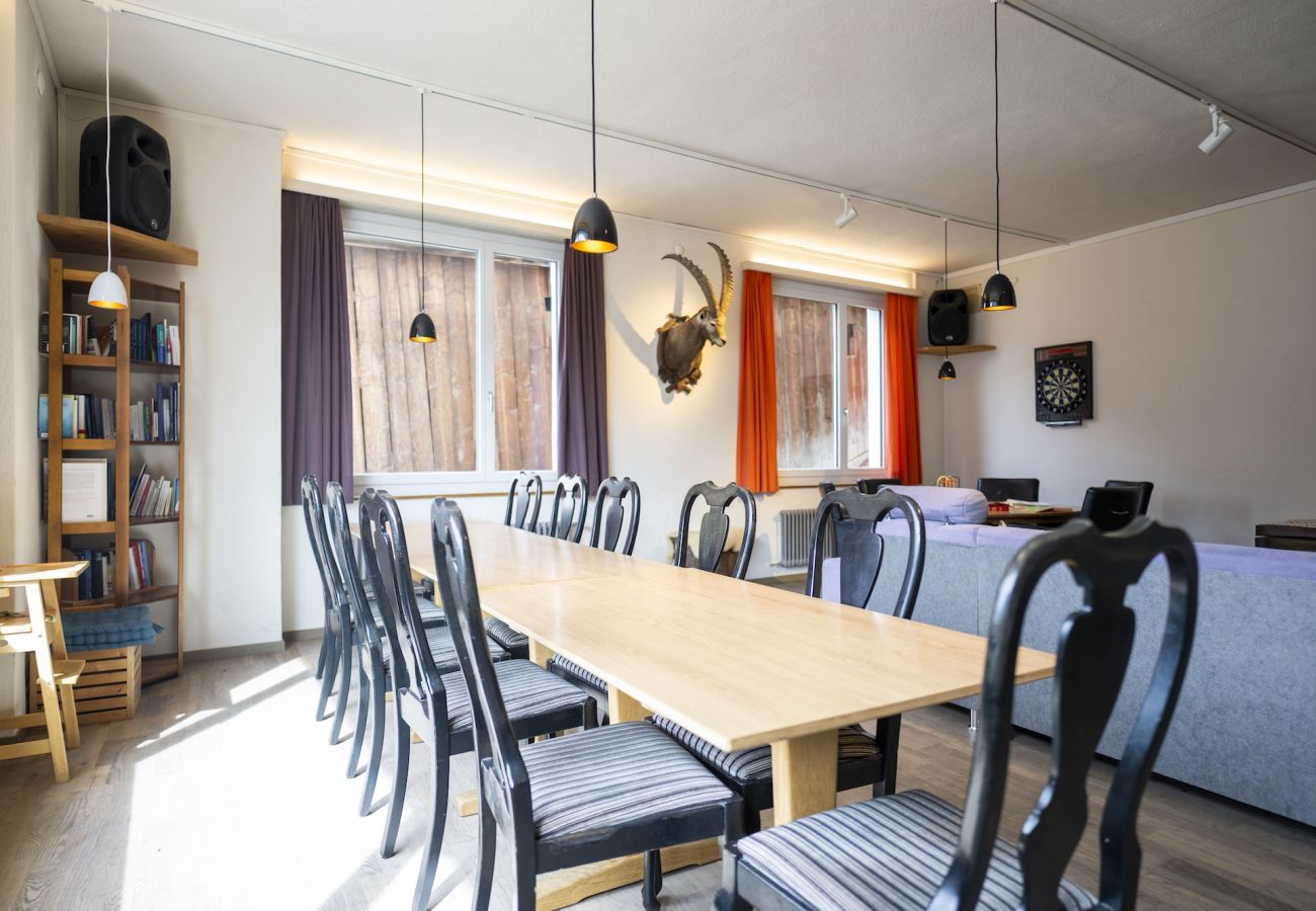 Ferienhaus in Tschlin - Chasa Macun – Grosszügiges Ferienhaus mit professioneller Küche im Bergdorf Tschlin