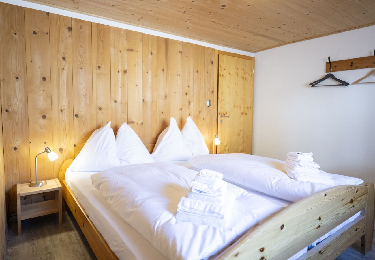 Ferienhaus in Tschlin - Chasa Macun – Grosszügiges Ferienhaus mit professioneller Küche im Bergdorf Tschlin