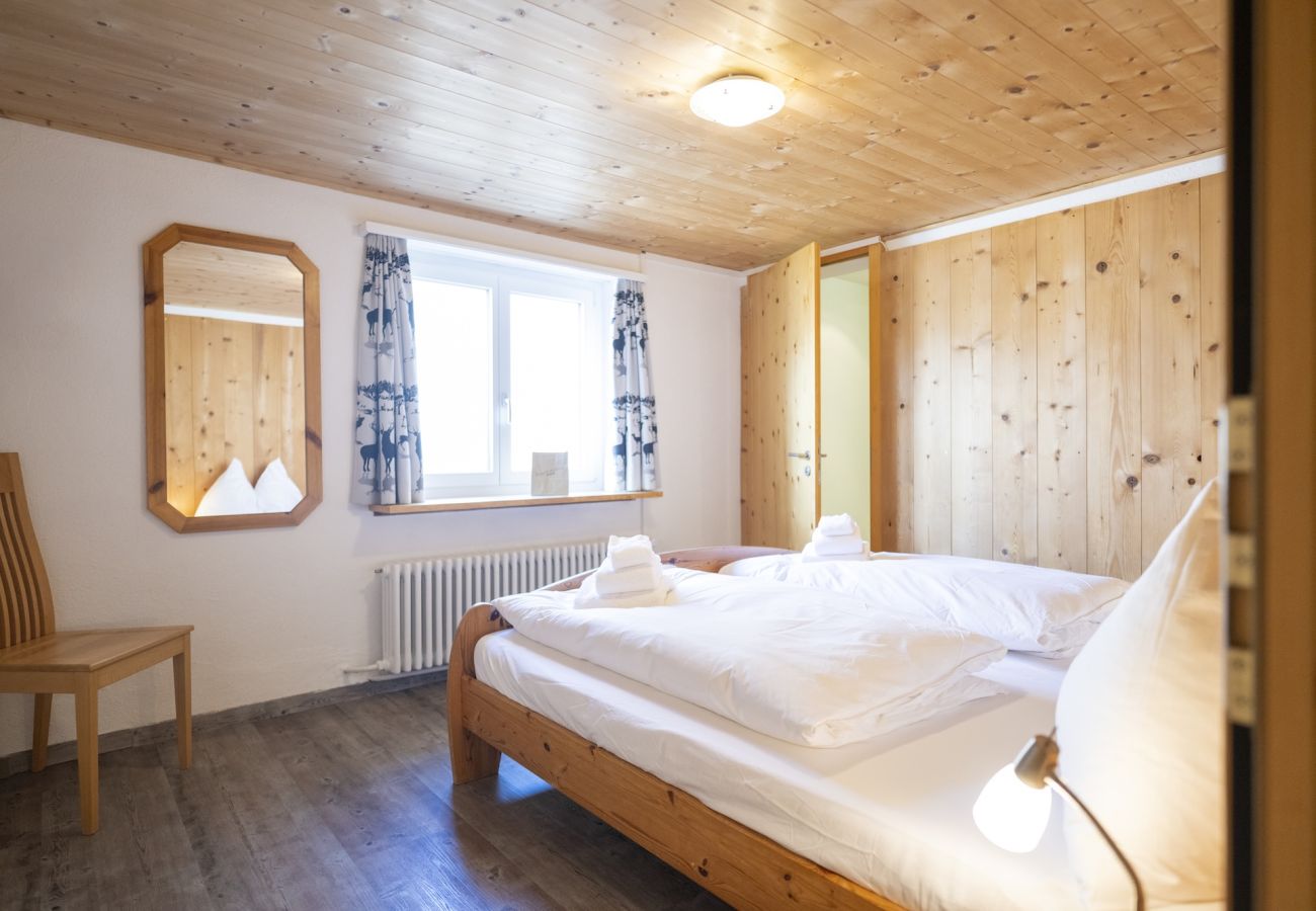 Ferienhaus in Tschlin - Chasa Macun – Grosszügiges Ferienhaus mit professioneller Küche im Bergdorf Tschlin