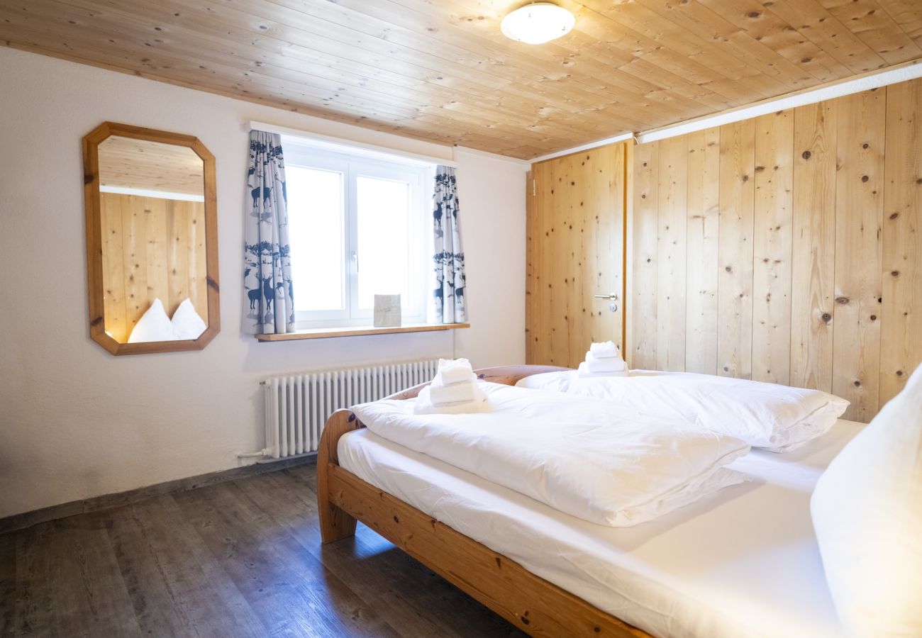 Ferienhaus in Tschlin - Chasa Macun – Grosszügiges Ferienhaus mit professioneller Küche im Bergdorf Tschlin