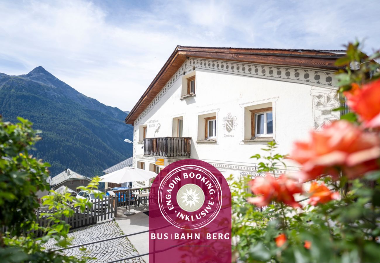 Ferienhaus in Tschlin - Chasa Macun – Grosszügiges Ferienhaus mit professioneller Küche im Bergdorf Tschlin