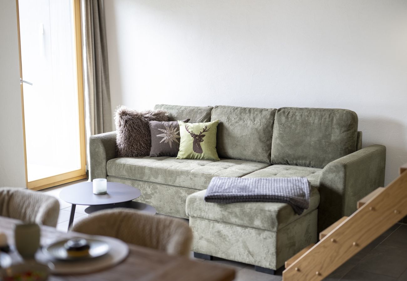 Ferienwohnung in Scuol - Stilvolle Ferienwohnung mit Bergblick im Herzen von Scuol