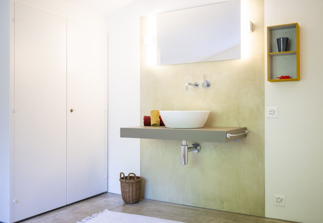 Ferienwohnung in Scuol - Chasa Val 739 - Grosszügiges Ferienhaus mit Gartensauna und Hot Tub in Scuol