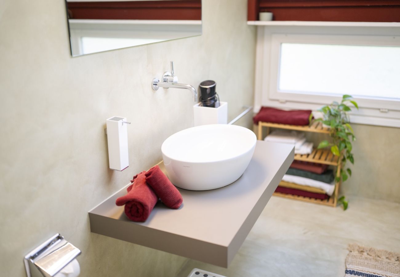 Ferienwohnung in Scuol - Chasa Val 739 - Grosszügiges Ferienhaus mit Gartensauna und Hot Tub in Scuol