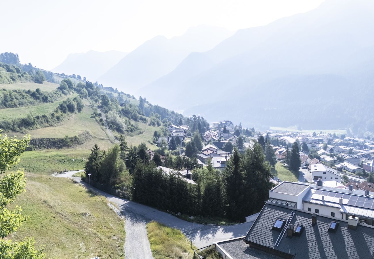 Ferienwohnung in Scuol - Chasa Val 739 - Grosszügiges Ferienhaus mit Gartensauna und Hot Tub in Scuol