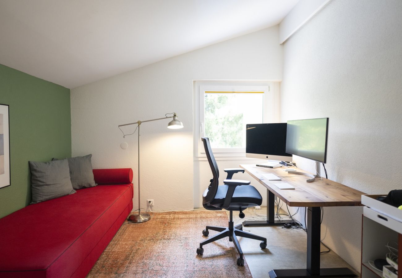 Ferienwohnung in Scuol - Chasa Val 739 - Grosszügiges Ferienhaus mit Gartensauna und Hot Tub in Scuol