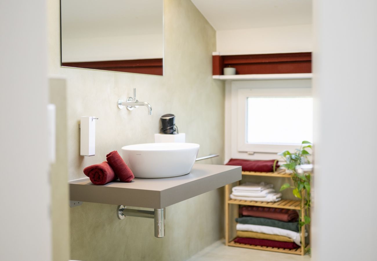 Ferienwohnung in Scuol - Chasa Val 739 - Grosszügiges Ferienhaus mit Gartensauna und Hot Tub in Scuol