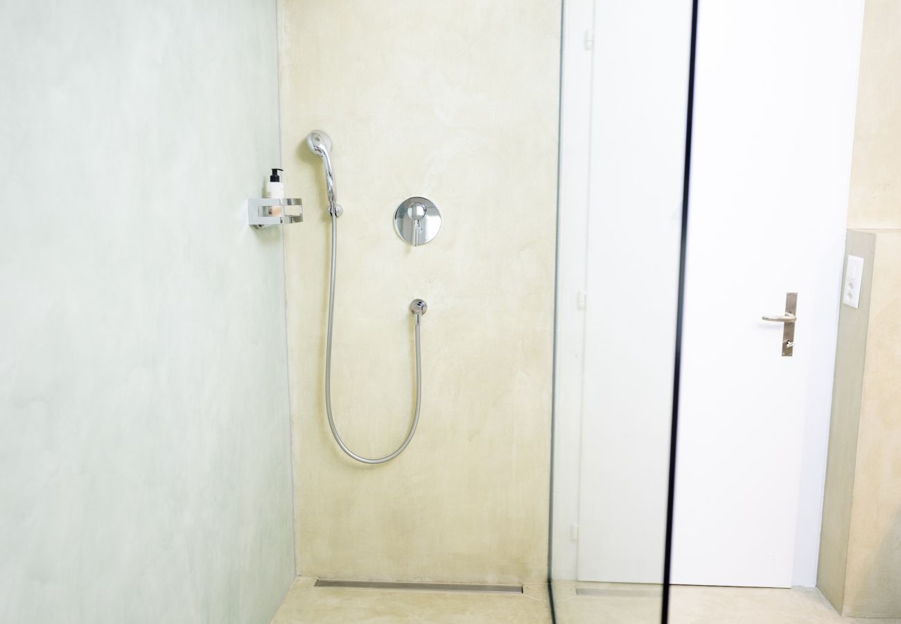 Ferienwohnung in Scuol - Chasa Val 739 - Grosszügiges Ferienhaus mit Gartensauna und Hot Tub in Scuol